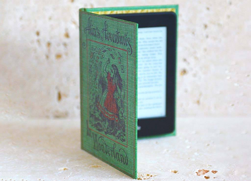 31 Best Alice in Wonderland Gifts for Fans - Bona Fide Bookworm