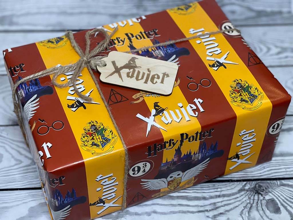 NEW Harry Potter Wrapping Paper Hogwarts Shield 2 X 4m 8m Gift Wrap White Owl 