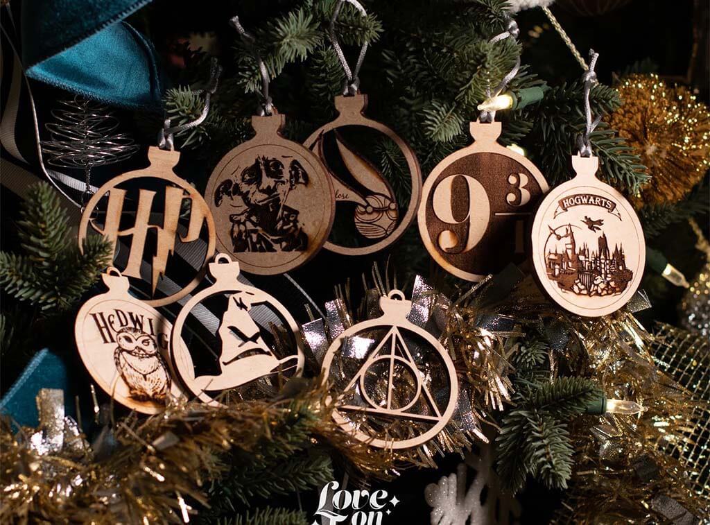 8 Glass Ball Christmas Ornaments Harry Potter Glasses Gryffindor Deathly Hallows 